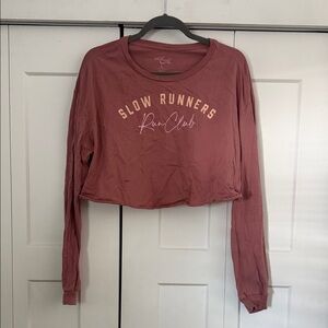 Slow Runners Run Club Cropped Long-Sleeve Tee - Mauve